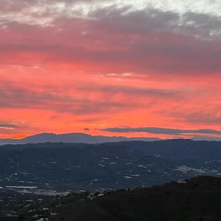 Vila In With Sea Views And Private Pool *